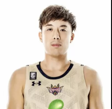 https://img.hxrubber.cn/img/basketball/player/9f9d2819e1db9fdba3c26379c9a7a23c.png